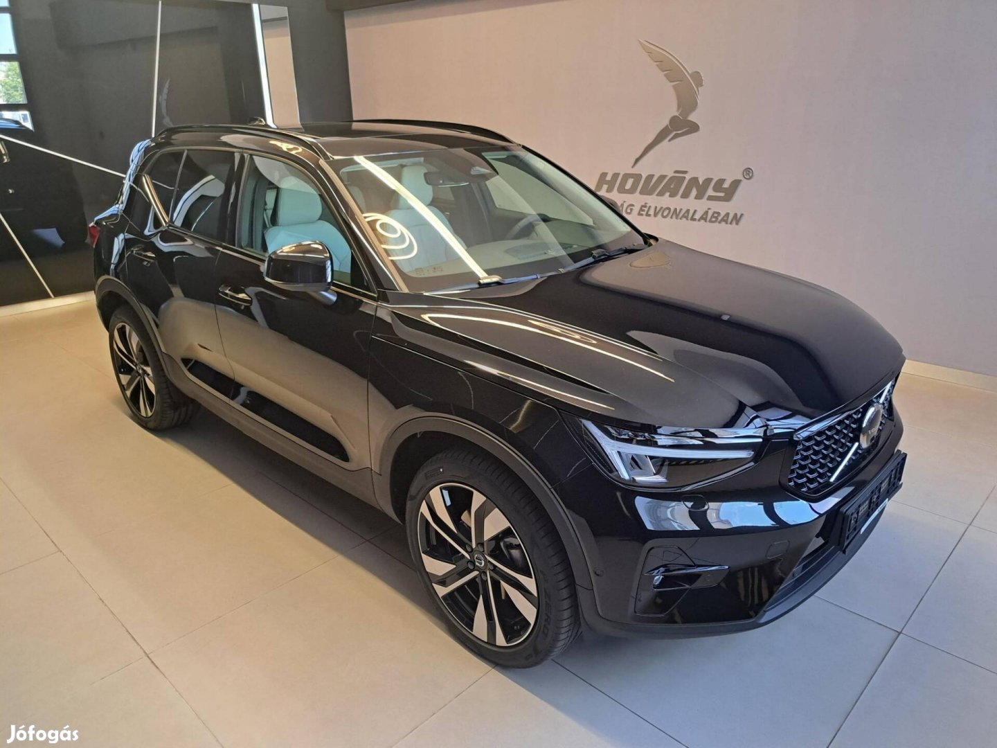 Volvo XC40 2.0 [B4] Mhev Plus Dark DCT Demó AUT...